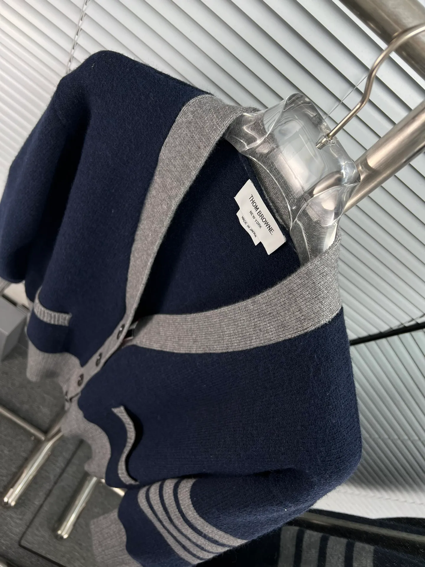 THOM BROWNE🇳🇱 OS ： ， ， TB ， ， ， ， ， ， Sizes:1 2 3 :